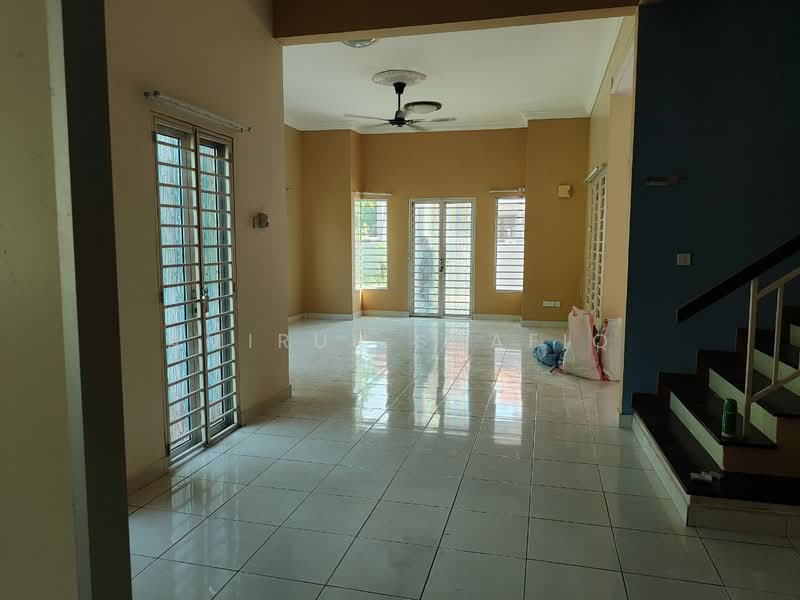 Rumah Teres 2 Tingkat untuk Dijual di Alam Sari (Bangi) - Amirul Shafiq - Living Room - PropertyGuru.com.my