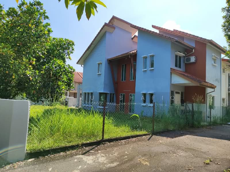 Rumah Teres 2 Tingkat untuk Dijual di Alam Sari (Bangi) - Amirul Shafiq - Exterior - PropertyGuru.com.my
