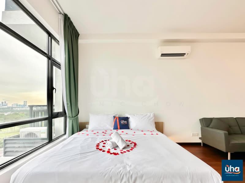 Servis Apartment untuk Disewa di Molek Regency - Dominic Chow - Bedroom - PropertyGuru.com.my