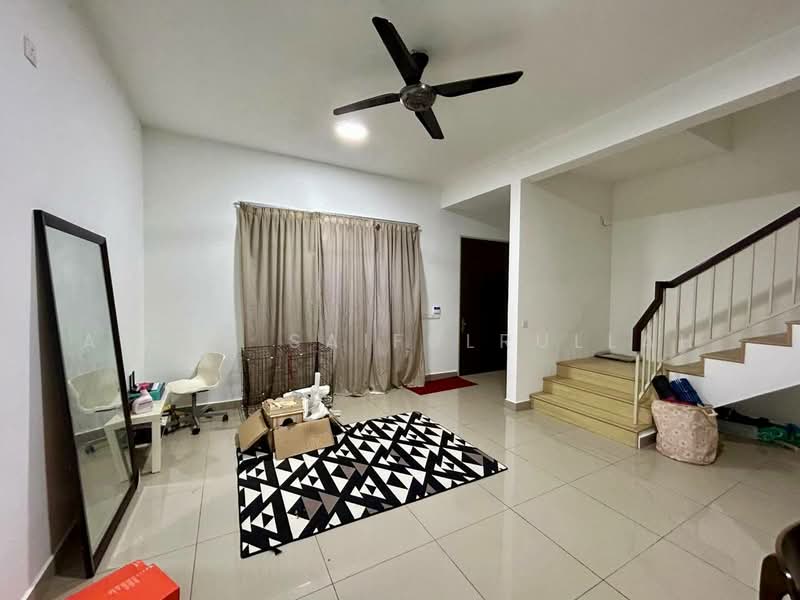Terraced House for Sale in Sepang (Selangor) - Aizat Saifulrullah - Living Room - PropertyGuru.com.my