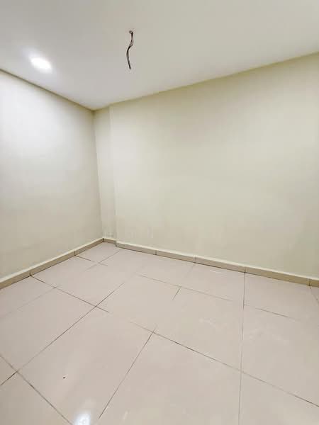 2-storey Terraced House for Sale in Bandar Seri Alam (Masai) - Hong . - Interior - PropertyGuru.com.my