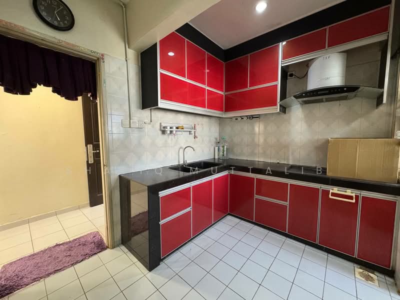 Apartment for Sale at Pangsapuri Mawar Sari - Shafiq Muttalib - Kitchen - PropertyGuru.com.my