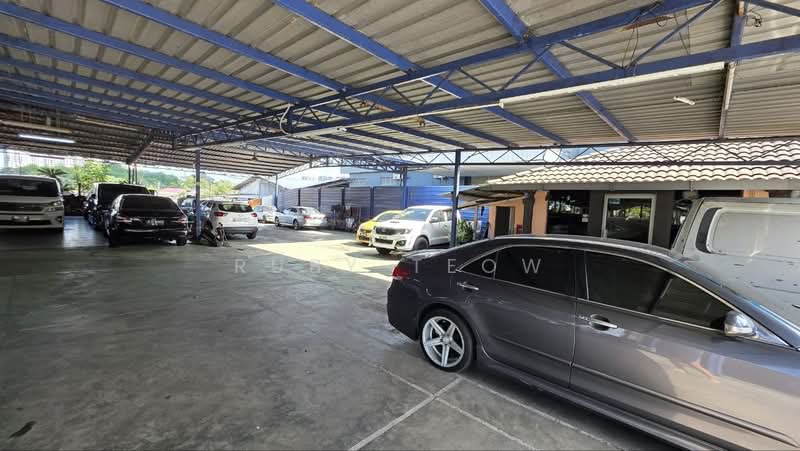 Tanah Komersial untuk Disewa di Kawasan Perindustrian Pasir Gudang (Pasir Gudang) - Ruby Teow - Car Park - PropertyGuru.com.my