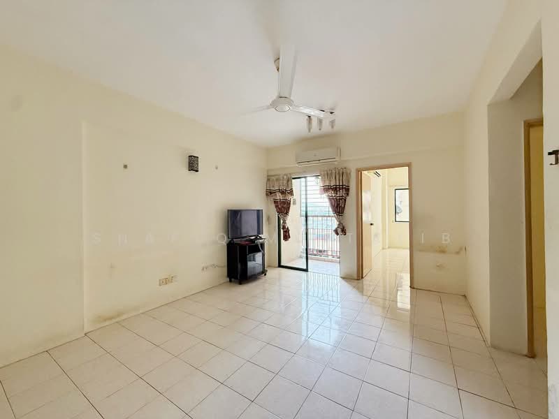 Apartment for Sale at Pangsapuri Permai Puteri - Shafiq Muttalib - Living Room - PropertyGuru.com.my