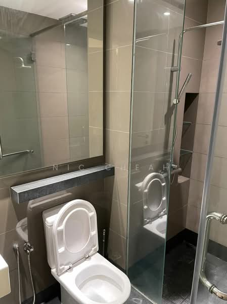Servis Apartment untuk Disewa di Residency V - Nic Cheah - Bathroom - PropertyGuru.com.my
