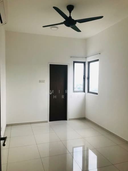 Service Residence for Sale at Seasons Garden Residences - Amirul Ashraff - Interior - PropertyGuru.com.my