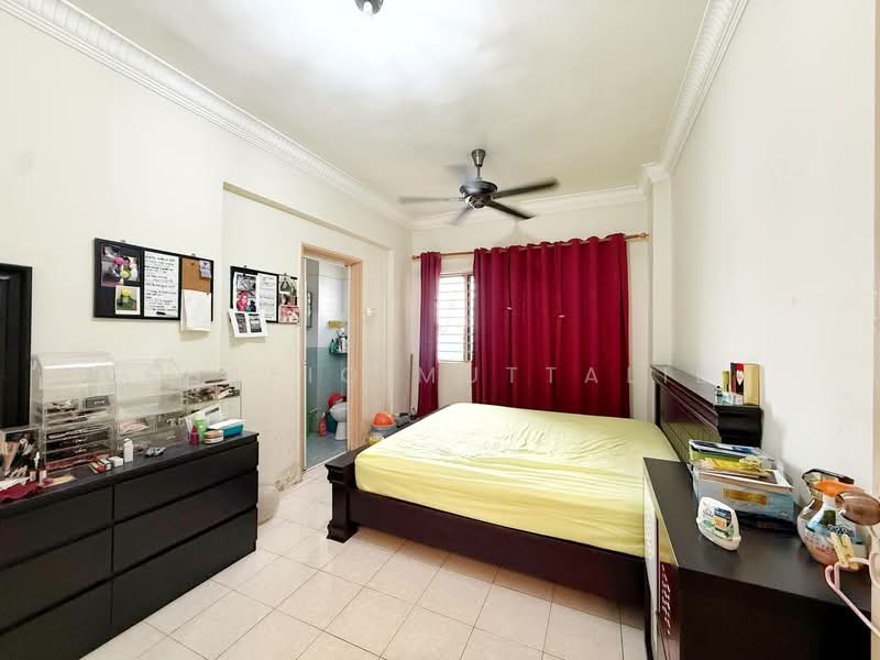 Pangsapuri untuk Dijual di Pangsapuri Permai Puteri - Shafiq Muttalib - Bedroom - PropertyGuru.com.my