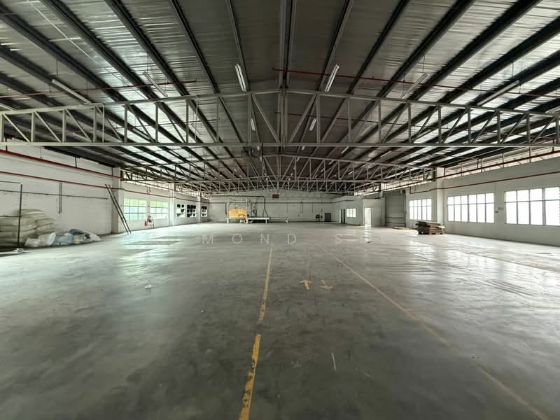 Detached Factory for Rent in Sungai Buloh (Selangor) - Raymond Siew - Interior - PropertyGuru.com.my