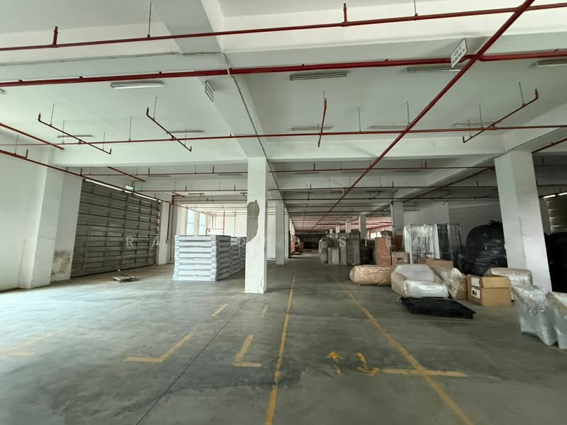 Detached Factory for Rent in Sungai Buloh (Selangor) - Raymond Siew - Interior - PropertyGuru.com.my