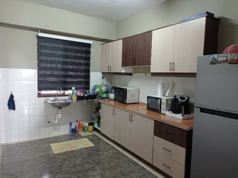Pangsapuri untuk Disewa di Pangsapuri Sri Cempaka - Jamalatin Mesen - Kitchen - PropertyGuru.com.my