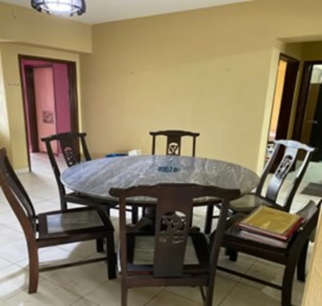 Pangsapuri untuk Disewa di Pangsapuri Sri Cempaka - Jamalatin Mesen - Dining Room - PropertyGuru.com.my