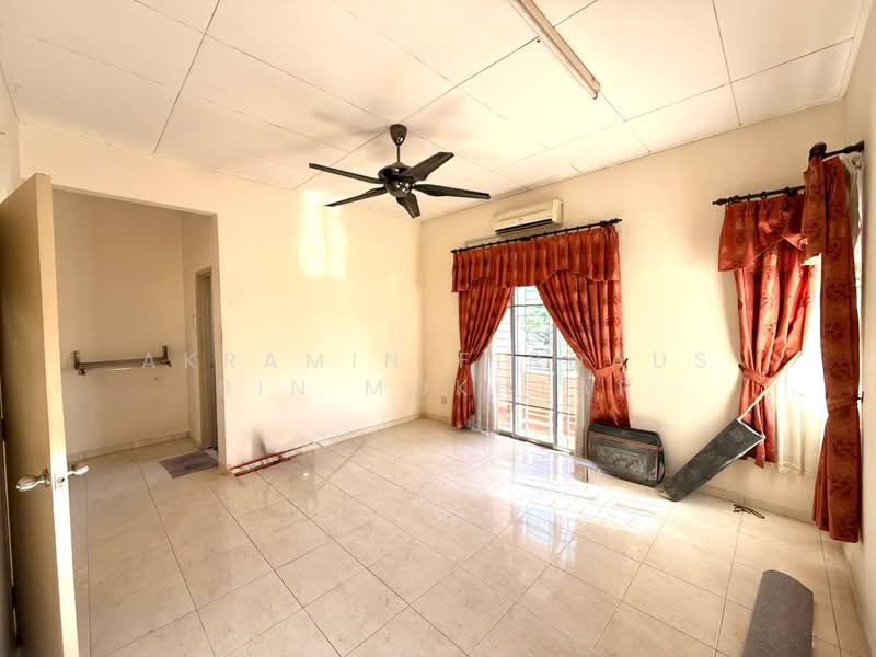 Semi-Detached House for Sale in Seremban (Negeri Sembilan) - Akramin Firdaus Bin Mokhtar - PropertyGuru.com.my