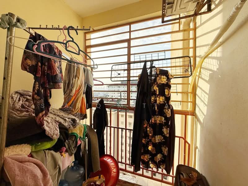 Apartment for Sale at Pangsapuri Permai Puteri - Shafiq Muttalib - Balcony - PropertyGuru.com.my