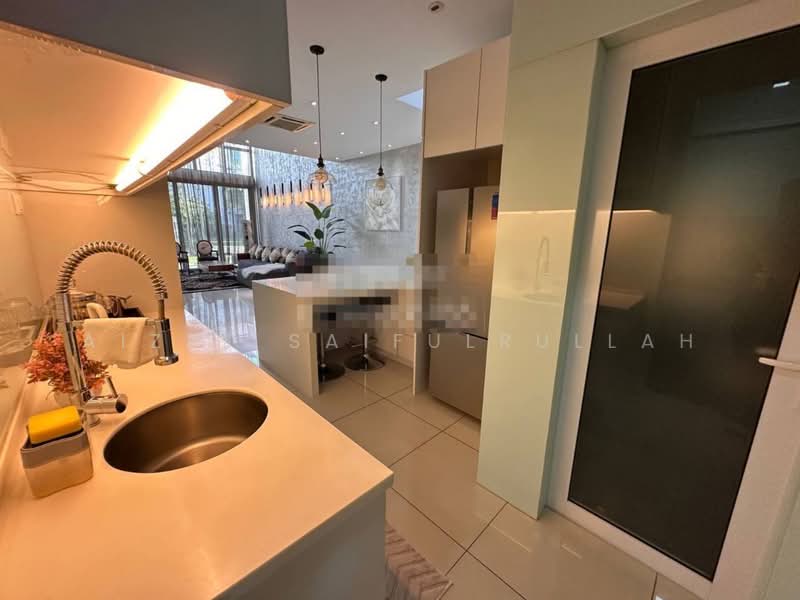 3-storey Terraced House for Sale in Cyberjaya (Selangor) - Aizat Saifulrullah - Living Room - PropertyGuru.com.my