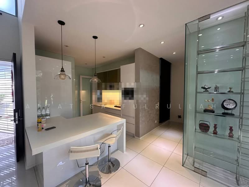 3-storey Terraced House for Sale in Cyberjaya (Selangor) - Aizat Saifulrullah - Kitchen - PropertyGuru.com.my