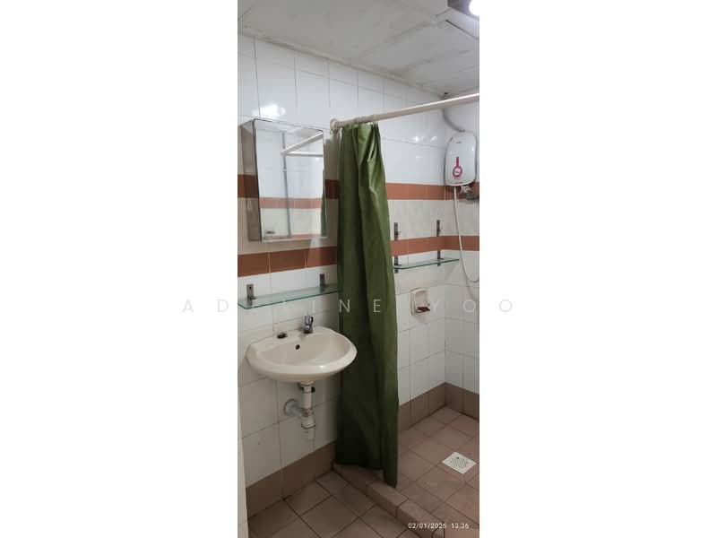 Service Residence for Sale at Rhythm Avenue - Adeline Yoo - Bathroom - PropertyGuru.com.my