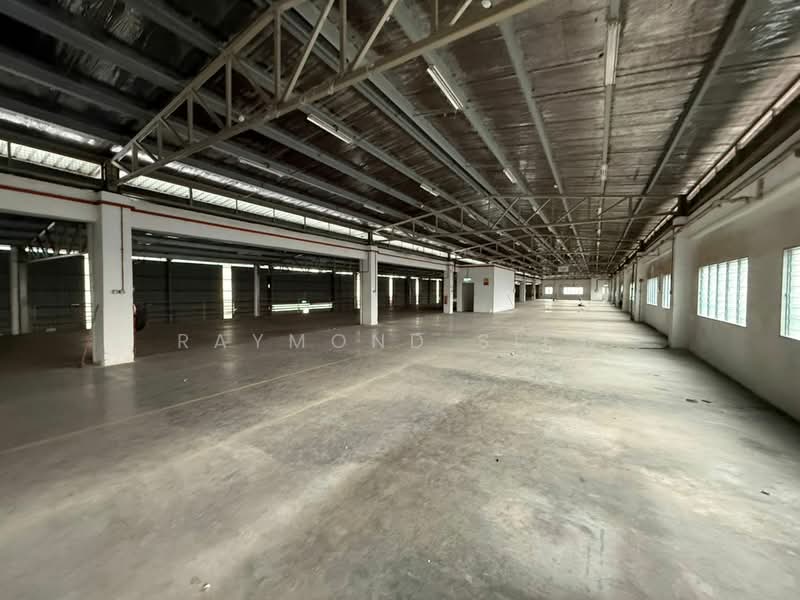 Detached Factory for Rent in Sungai Buloh (Selangor) - Raymond Siew - Interior - PropertyGuru.com.my