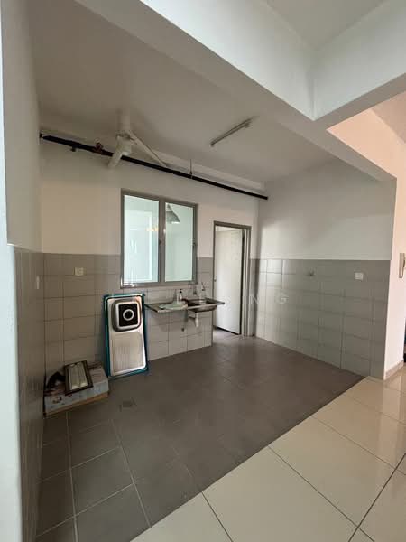 Servis Apartment untuk Dijual di Park @ One South - JK Leong - Kitchen - PropertyGuru.com.my