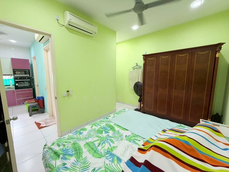 Cluster House for Sale in Setia Tropika (Johor Bahru) - Yucong . - Bedroom - PropertyGuru.com.my