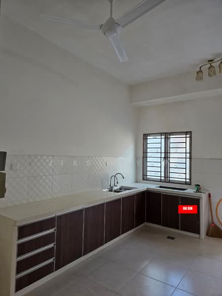 2-storey Terraced House for Rent in Setia Vista (Bayan Lepas) - Jiasin Yap - Kitchen - PropertyGuru.com.my