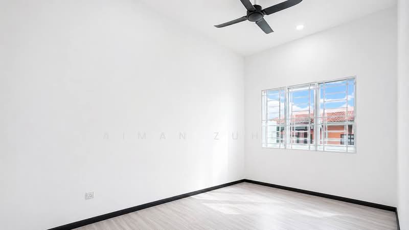 1-storey Terraced House for Sale in Seremban (Negeri Sembilan) - AIMAN ZUHDI - PropertyGuru.com.my