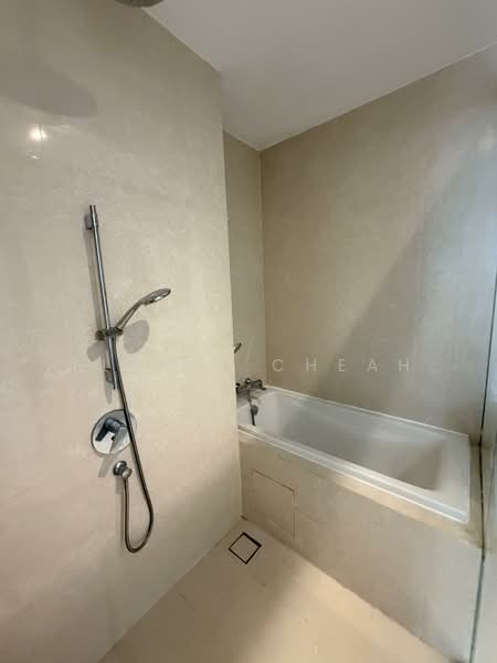 Service Residence for Rent at Pavilion Ceylon Hill - Elaine Cheah - Bathroom - PropertyGuru.com.my