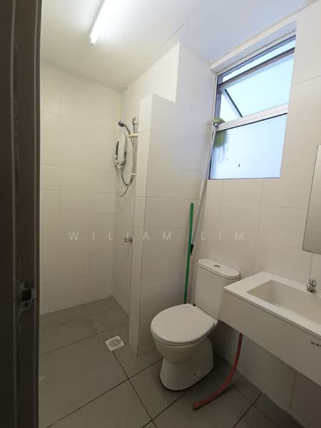 Servis Apartment untuk Dijual di Platinum Lake PV 21 - Wiliam Lim - Bathroom - PropertyGuru.com.my