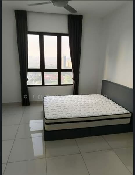 Servis Apartment untuk Disewa di Ten Kinrara - Celine Shoo - Bedroom - PropertyGuru.com.my