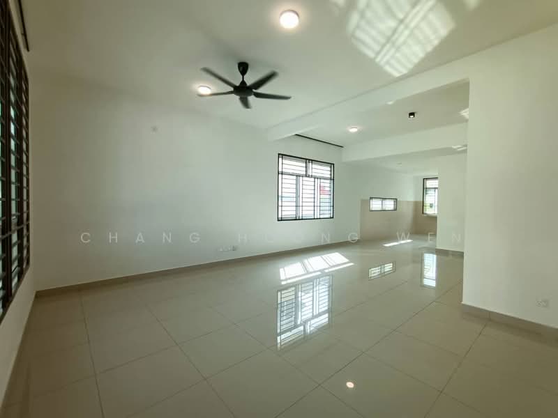 Rumah Teres 2 Tingkat untuk Disewa di Taman Sri Penawar (Pengerang) - Chang Hoong Wen - Living Room - PropertyGuru.com.my