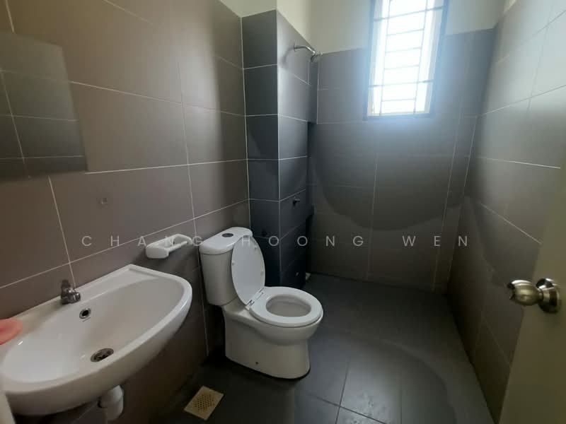 2-storey Terraced House for Rent in Taman Sri Penawar (Pengerang) - Chang Hoong Wen - Bathroom - PropertyGuru.com.my
