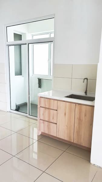 Condominium for Rent at Starhill Luxury Residence - Andrew Chow - Kitchen - PropertyGuru.com.my