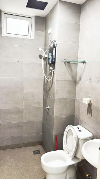 Condominium for Rent at Starhill Luxury Residence - Andrew Chow - Bathroom - PropertyGuru.com.my