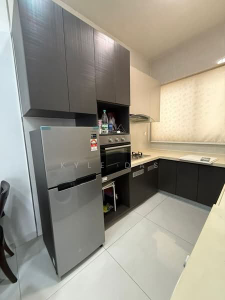 Condominium for Rent at Royal Strand @ Country Garden Danga Bay - Kyle Das - Kitchen - PropertyGuru.com.my