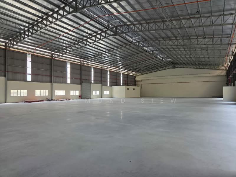 Detached Factory for Rent in Taman Perindustrian Sime Uep (Subang Jaya) - Raymond Siew - Interior - PropertyGuru.com.my