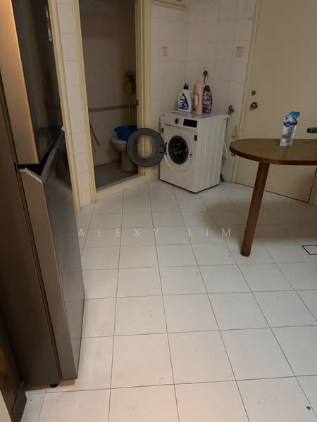 Condominium for Rent at The Straits View Condominium - Alexy Lim - Kitchen - PropertyGuru.com.my