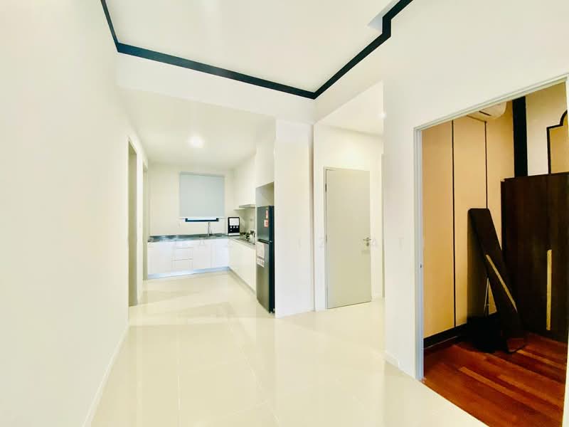 Service Residence for Rent at Sapphire Paradigm - Izzaza Izzati - Kitchen - PropertyGuru.com.my