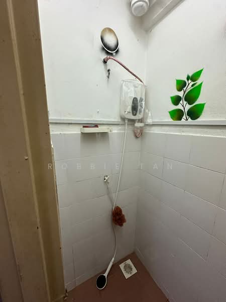 Flat for Rent at Taman Sri Plentong - Robbie Tan - Bathroom - PropertyGuru.com.my