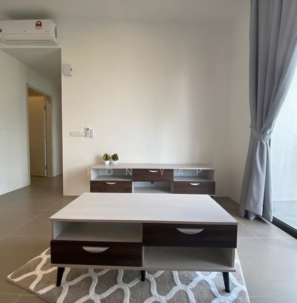Servis Apartment untuk Disewa di Suite Enesta - Ron Yap - Living Room - PropertyGuru.com.my