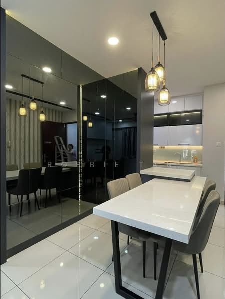 Service Residence for Rent at 8Scape Residence @ Sutera - Robbie Tan - Dining Room - PropertyGuru.com.my