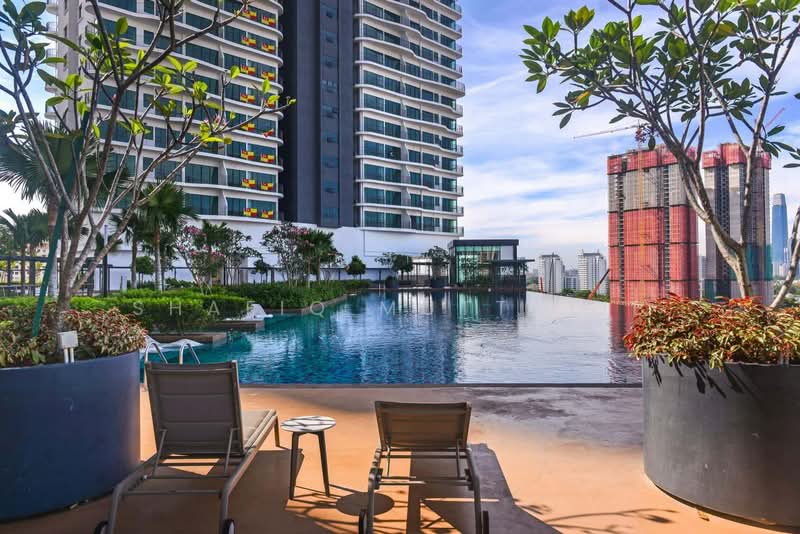 Service Residence for Sale at Datum Jelatek (LINQ Sky Residence) - Shafiq Muttalib - PropertyGuru.com.my
