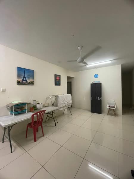 Kondominium untuk Dijual di Platinum Lake PV 20 - Wiliam Lim - Living Room - PropertyGuru.com.my