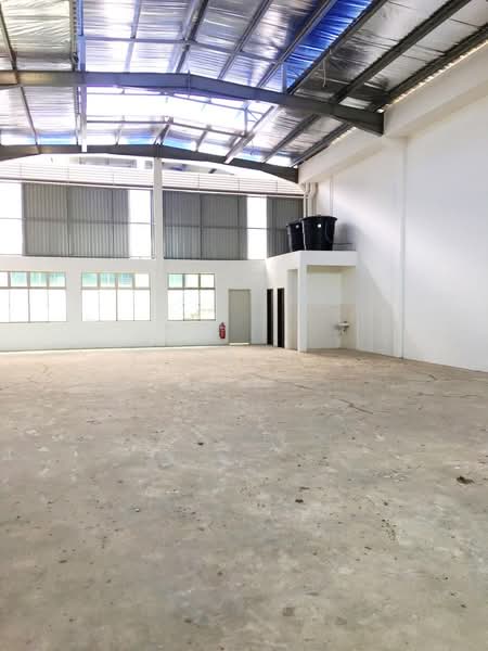 Terrace Factory for Sale in Taman Perindustrian Tanjong Minyak Perdana (Tanjong Minyak) - Cherry . - Interior - PropertyGuru.com.my