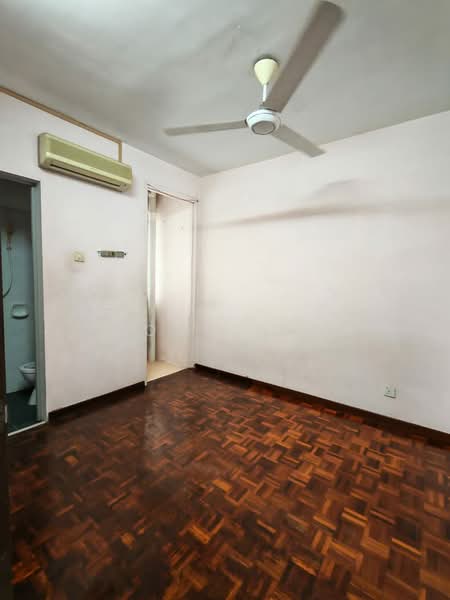 Apartment for Sale at Aquamarine - John Teh - Interior - PropertyGuru.com.my