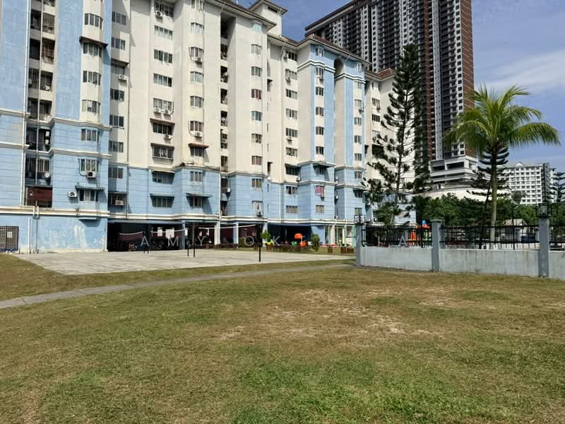 Apartment for Sale at Tasik Heights Apartment - Amy Oktavia - Exterior - PropertyGuru.com.my