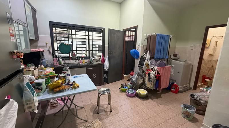 Rumah Teres 1-Tingkat untuk Dijual di Taman Pulai Utama (Skudai) - Lisa Yeo - Kitchen - PropertyGuru.com.my