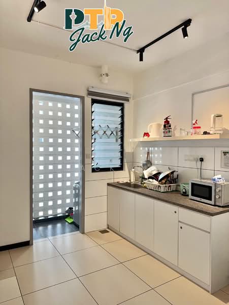 Servis Apartment untuk Disewa di Luminari - Jack Ng - Kitchen - PropertyGuru.com.my
