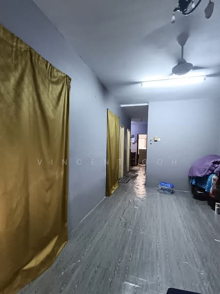 Pangsapuri untuk Dijual di Putra Permai Block D - Vincent Goh - Interior - PropertyGuru.com.my