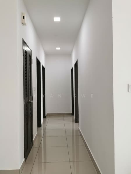 Condominium for Sale at The Henge - Ryan Swe - Corridor - PropertyGuru.com.my
