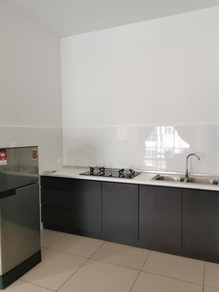 Condominium for Sale at The Henge - Ryan Swe - Kitchen - PropertyGuru.com.my