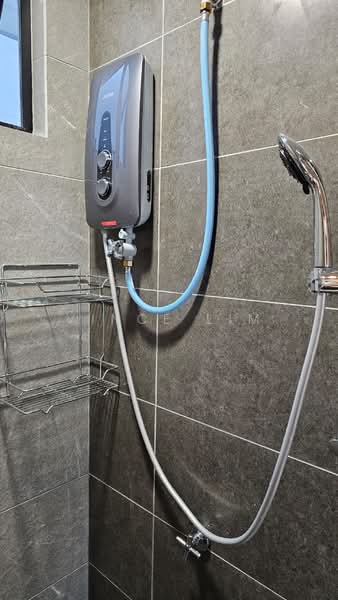 Service Residence for Rent at Majestic Maxim - Vince Lim - Bathroom - PropertyGuru.com.my